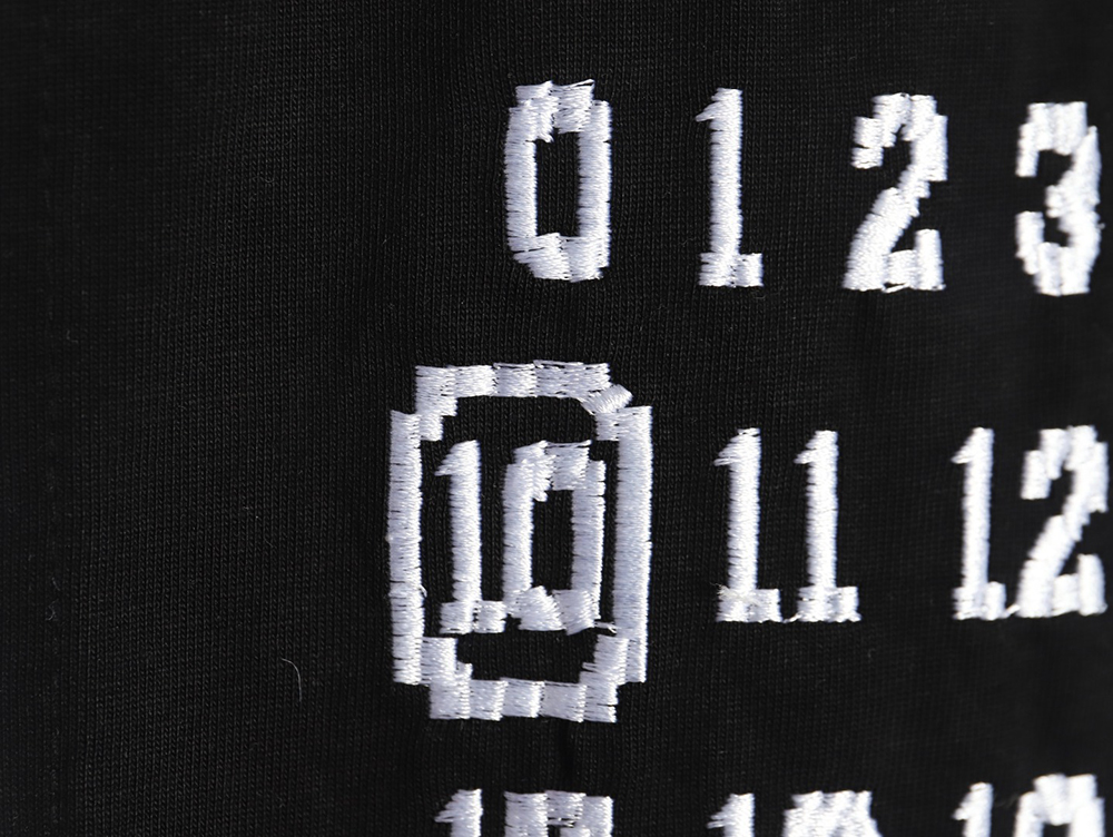 ma*s*n Ma*i*la label short-sleeved t-shirt