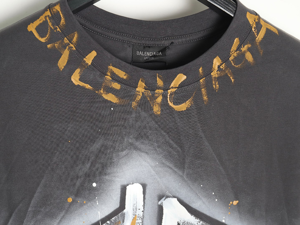 Ba*len*cia*ga washed hand-painted lettering round neck t-shirt