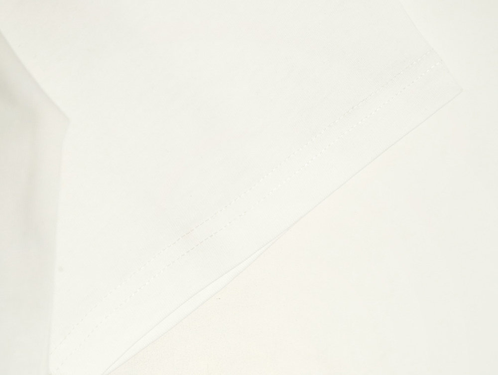 Ba*len*cia*ga destroyed letters short sleeve t-shirt