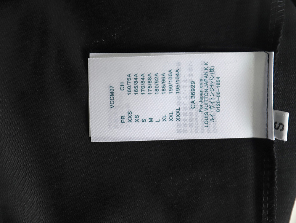 l0*is V*t0n slogan lettering short sleeve t-shirt tsk1