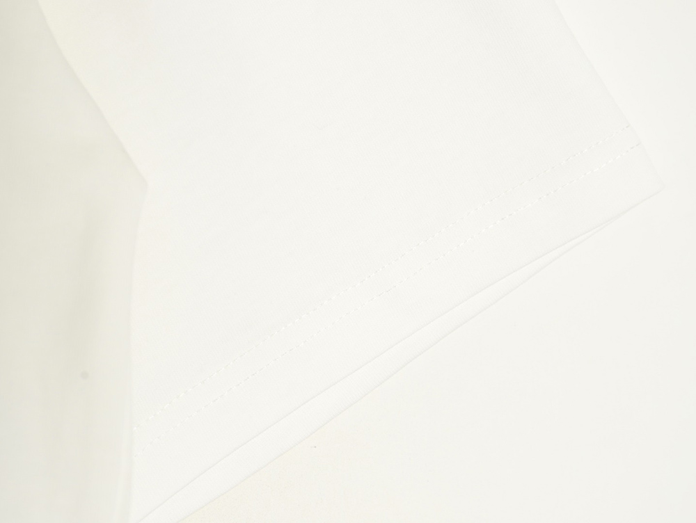 l0*is V*t0n chest cartoon short sleeve t-shirt