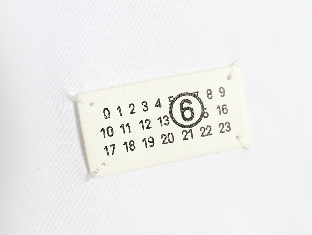 ma*s*n Ma*i*la leather label zhangzi short sleeve t-shirt