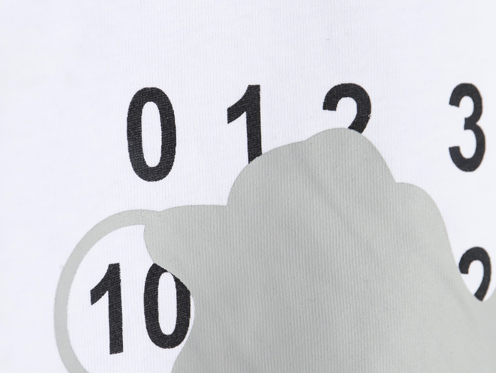 ma*s*n Ma*i*la graffiti short-sleeved t-shirt