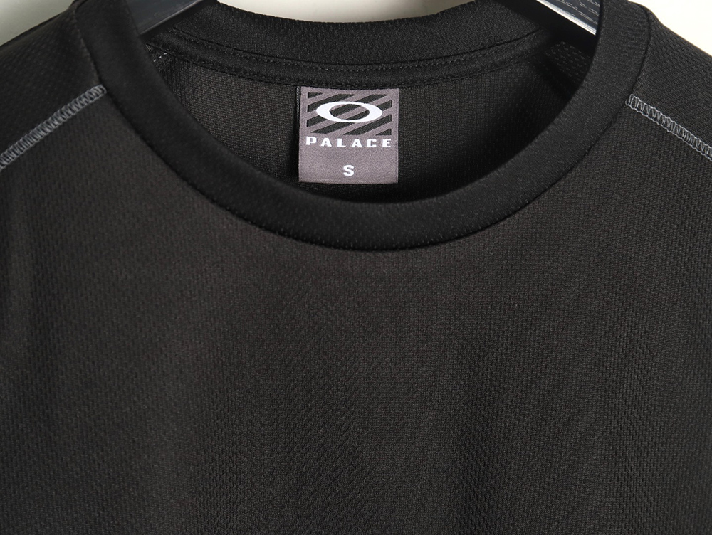 Palace & Oakley joint reflective mesh short-sleeve TSK1