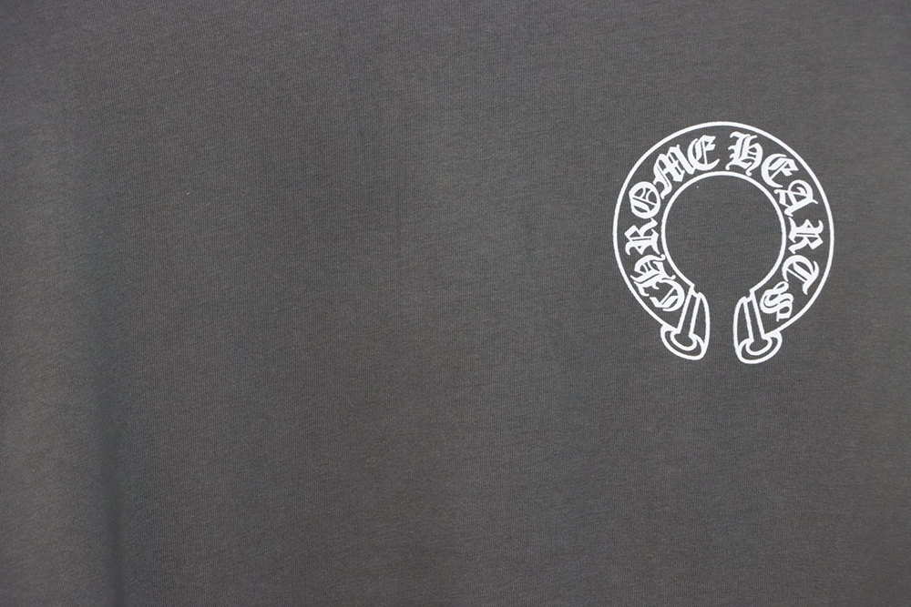 Ch**me He**ts horseshoe sanskrit letter print short sleeve