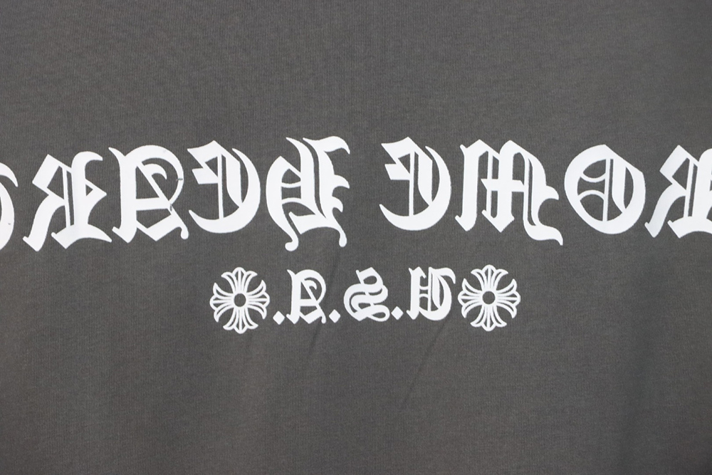 Ch**me He**ts horseshoe sanskrit letter print short sleeve