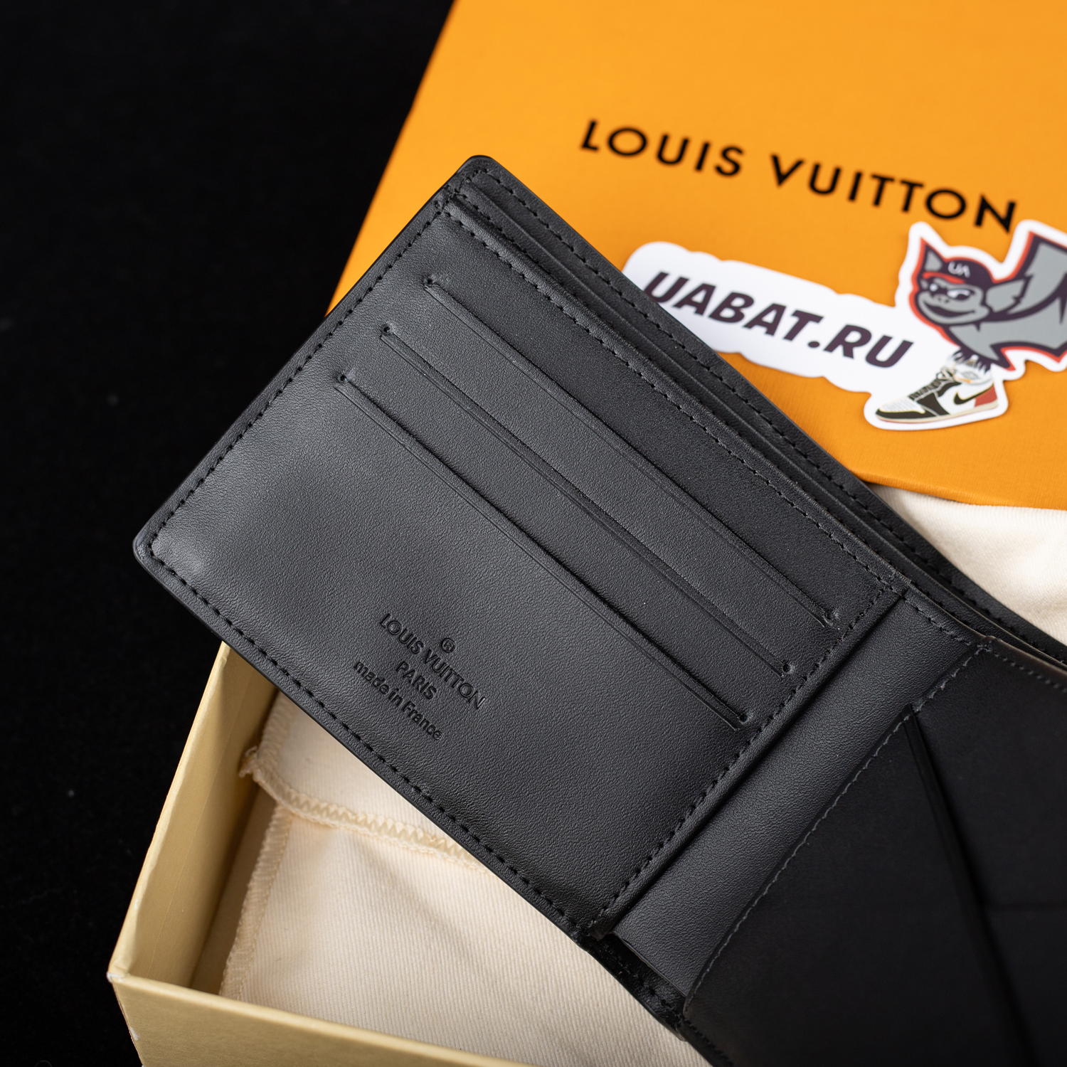 l0*is V*t0n wallets m62901 11.5*9*1.5cm