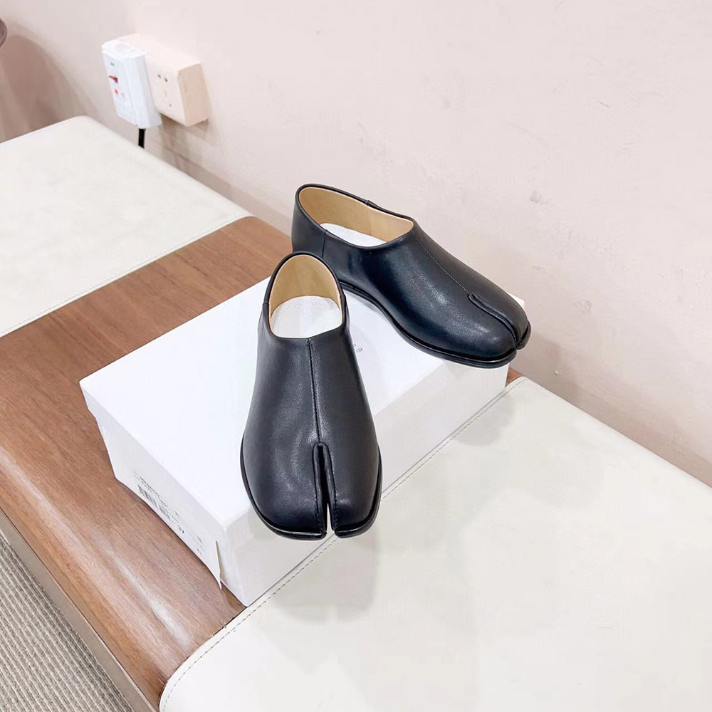 ma*s*n Ma*i*la tabi babouche mules