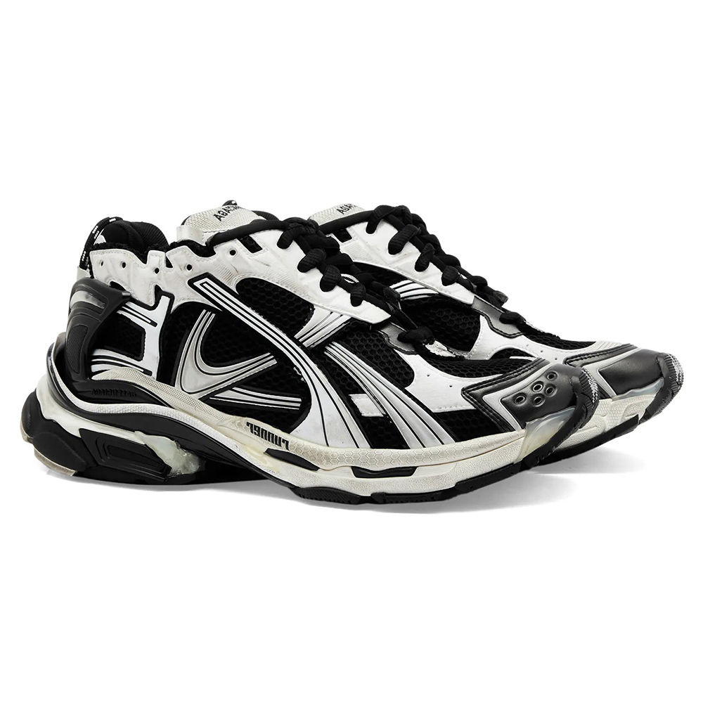 Ba*len*cia*ga runner sneaker 