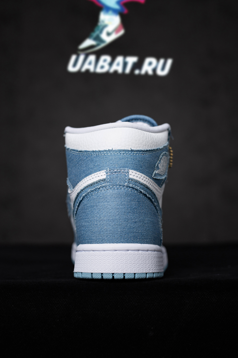 AIR JORDAN 1 HIGH OG 