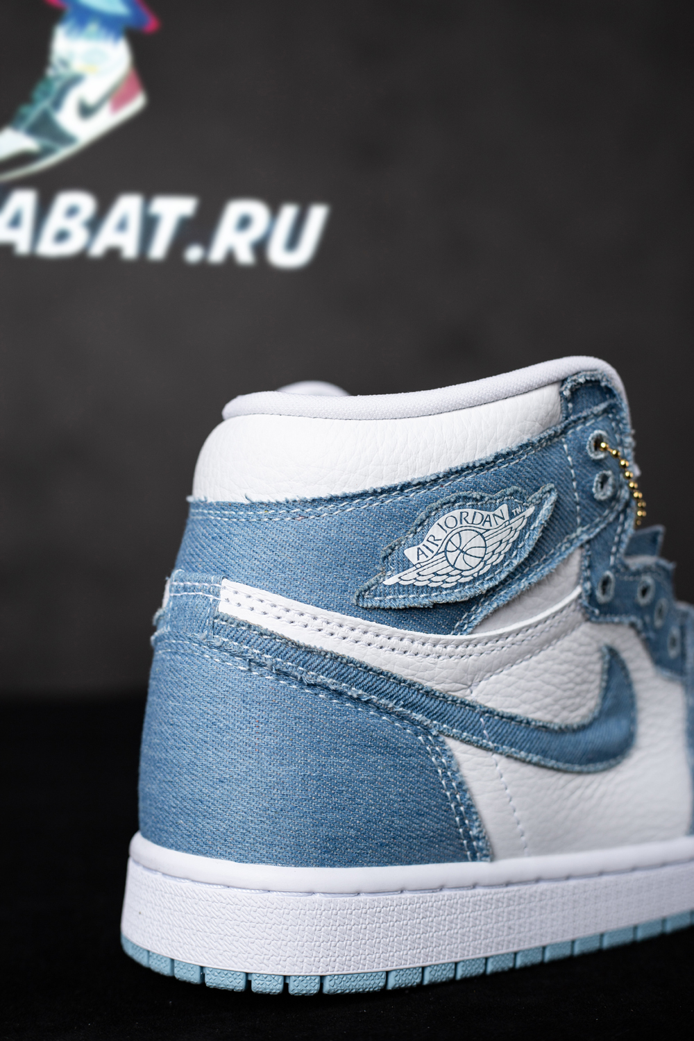 AIR JORDAN 1 HIGH OG 