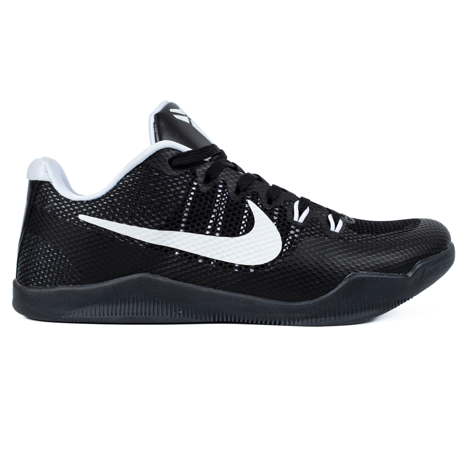 Kobe 11 TB ''Black''