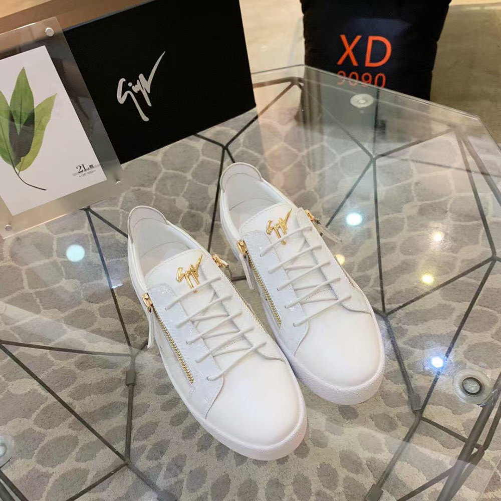 Giuseppe Zanotti Gail Low-top lace-up sneakers