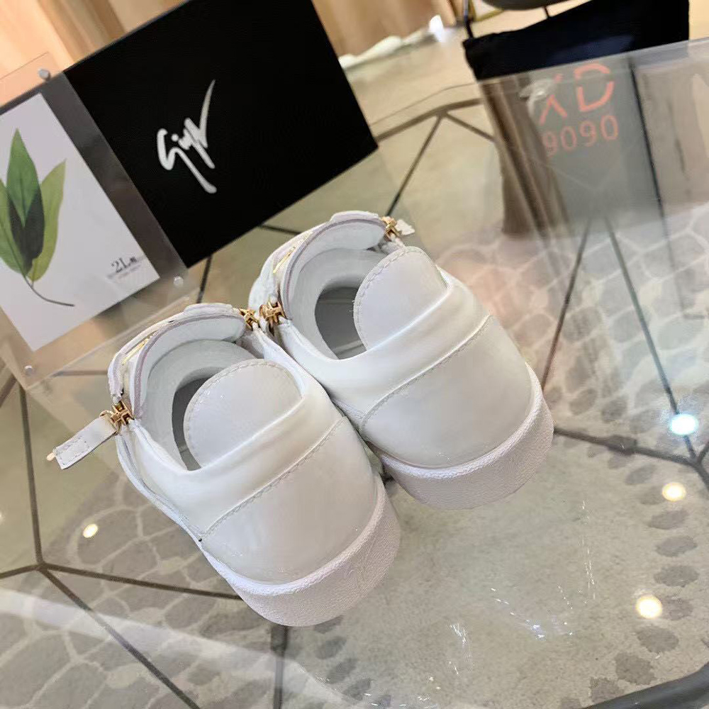 Giuseppe Zanotti Gail Low-top lace-up sneakers