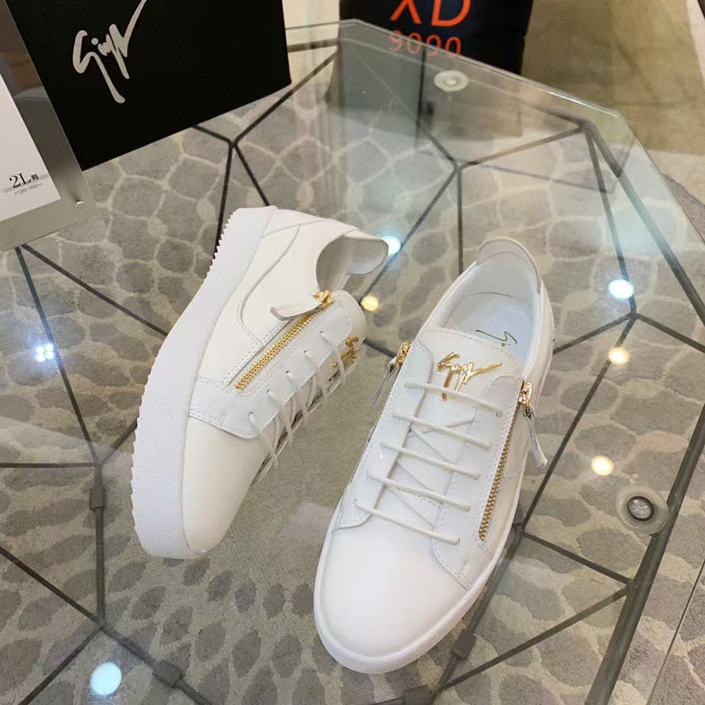 Giuseppe Zanotti Gail Low-top lace-up sneakers