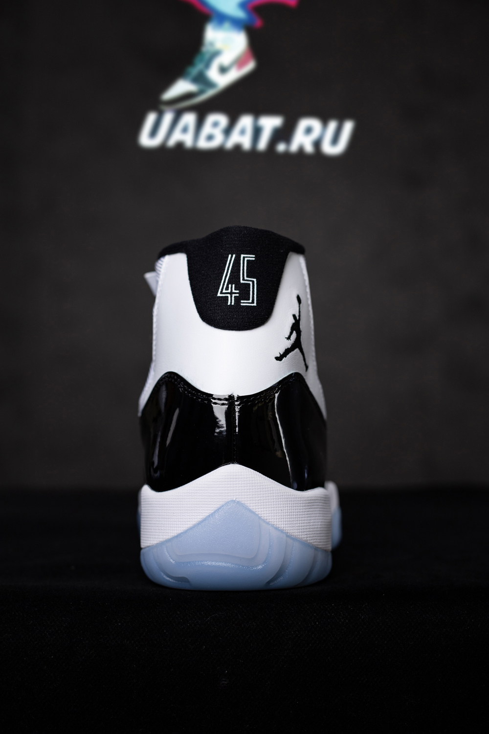 AIR JORDAN 11 RETRO "CONCORD "