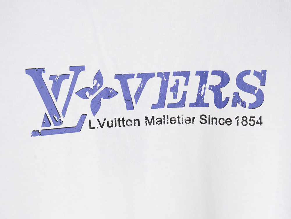 l0*is V*t0n world map art print rhinestone short sleeve t-shirt