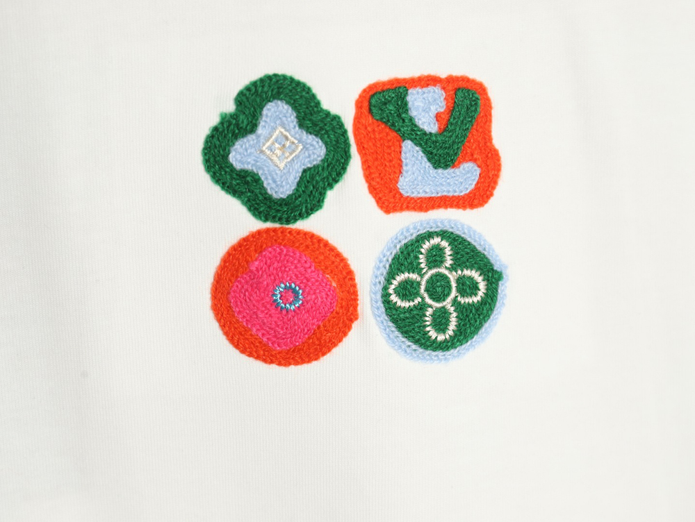 l0*is V*t0n four-leaf clover logo embroidered short-sleeved t-shirt