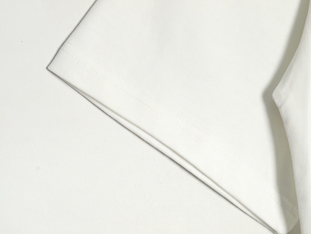 l0*is V*t0n four-flower short-sleeved t-shirt