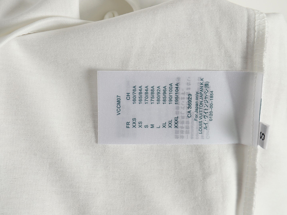 l0*is V*t0n four-flower short-sleeved t-shirt