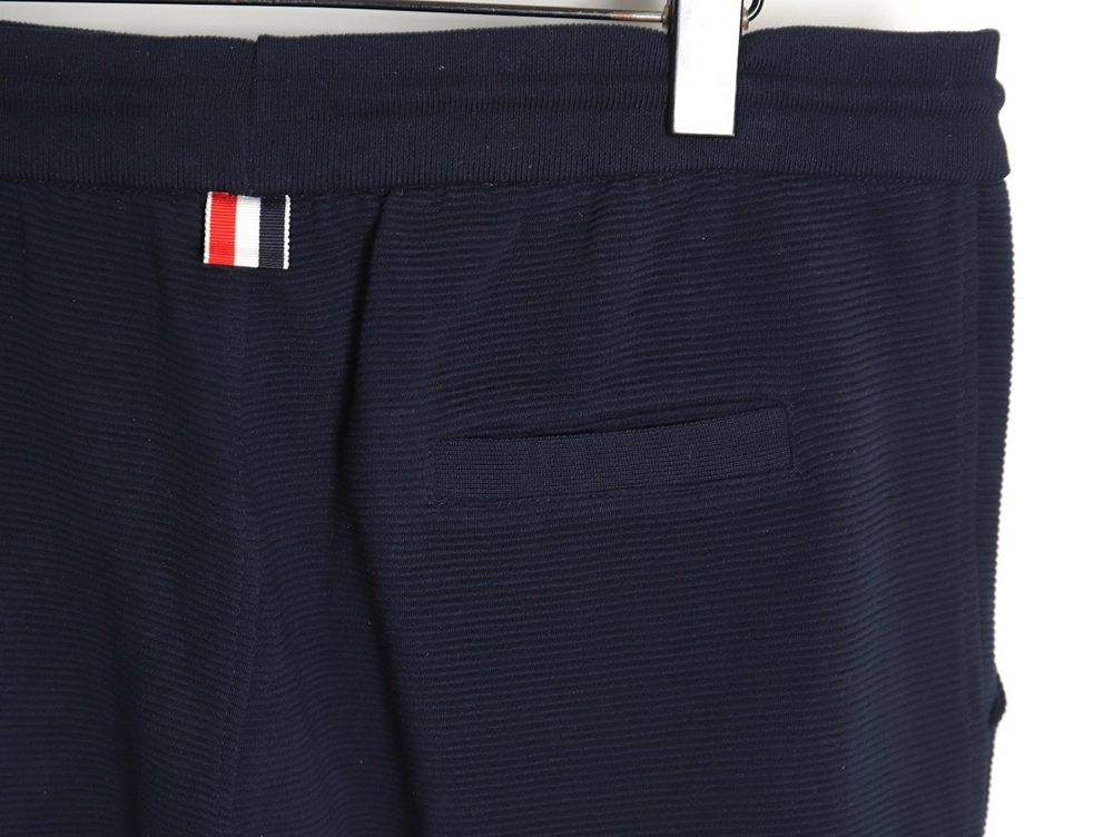 Thom Browne ripple waffle shorts TSK1