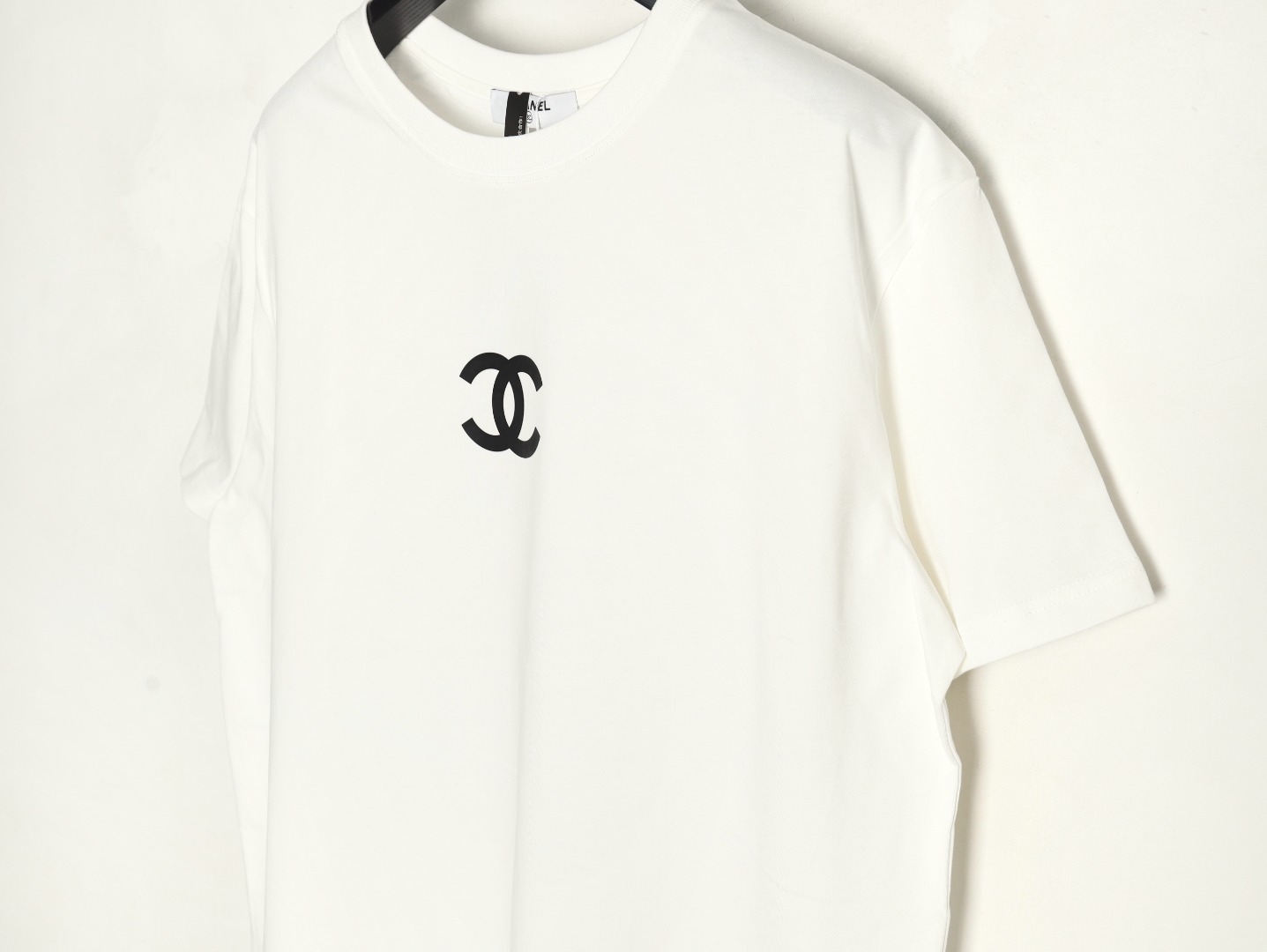 Ch*el chest press rubber short sleeve t-shirt