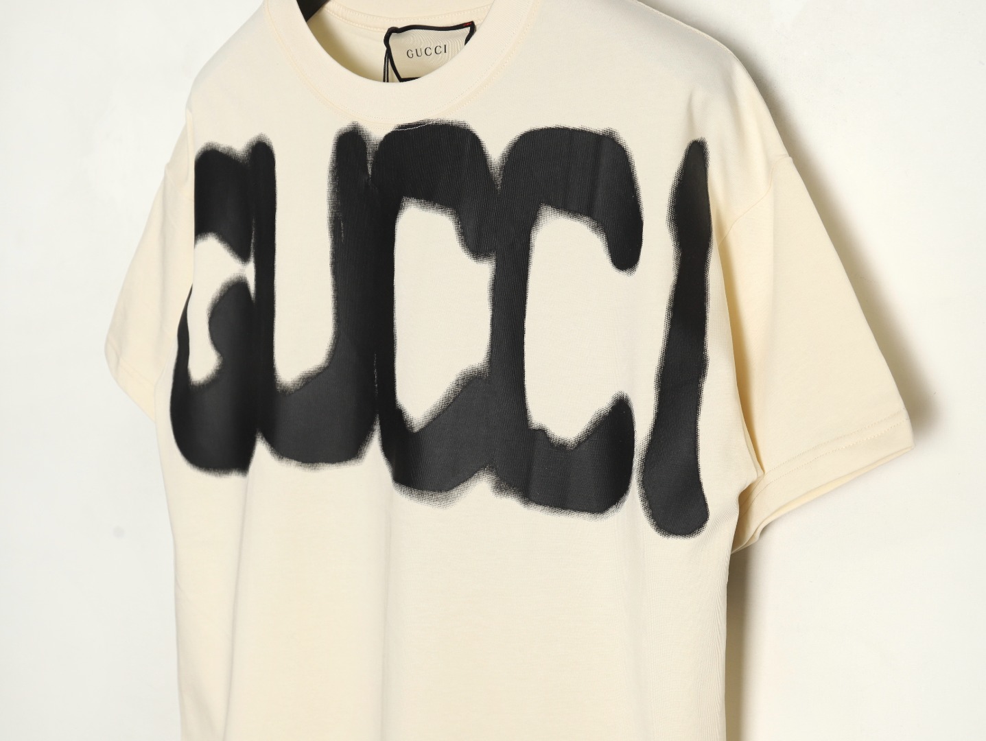 G*u*i & ba*len*cia*ga joint graffiti letter print short-sleeve