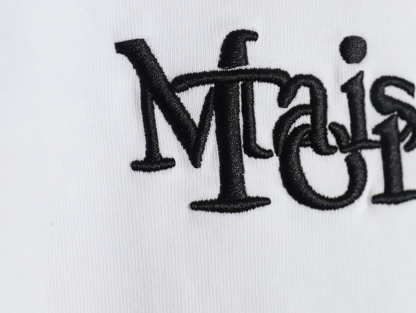 ma*s*n Ma*i*la & tommy cash embroidered logo crew neck short sleeve t-shirt