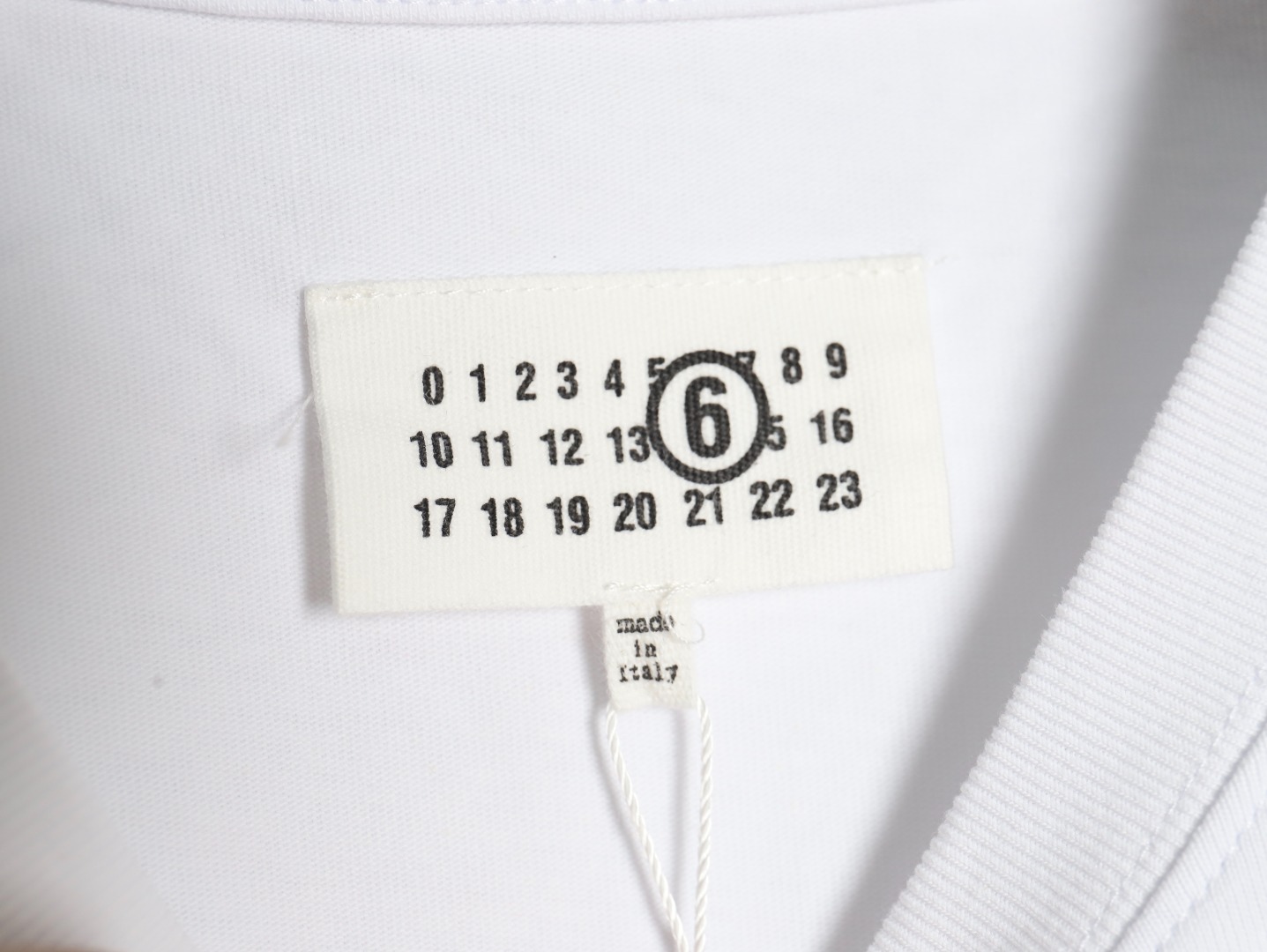 ma*s*n Ma*i*la digital painting mottled graffiti round neck short-sleeved t-shirt