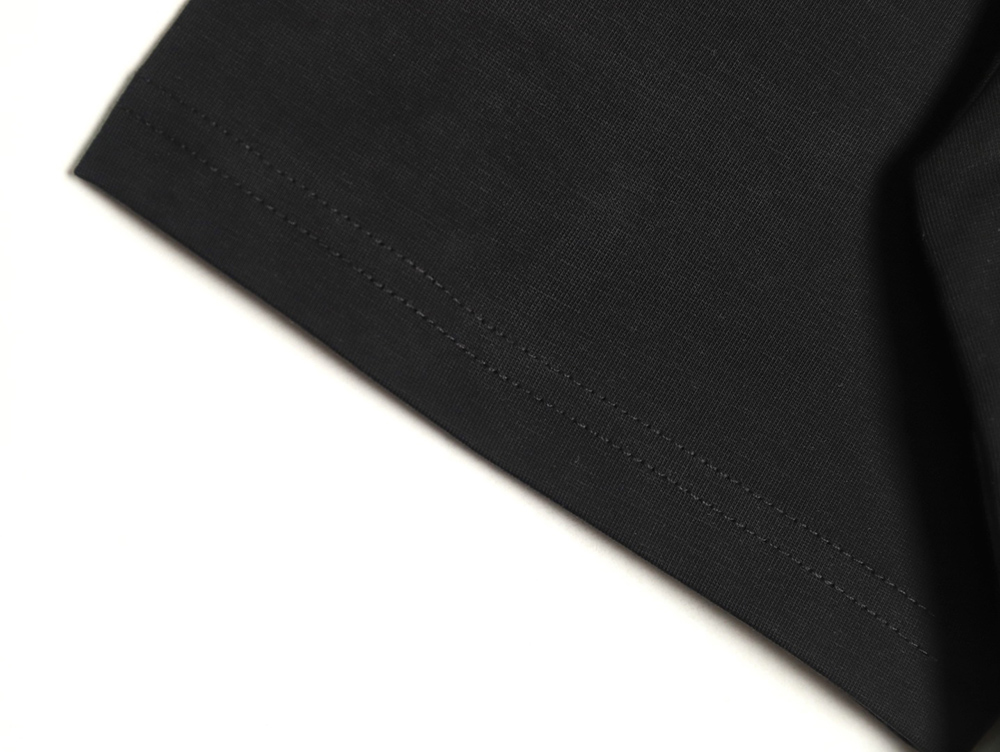 Pra*a chest triangle logo back hem letters short sleeves