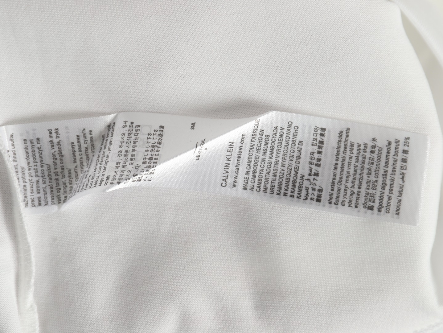 Calvin Klein logo silicone print short sleeves