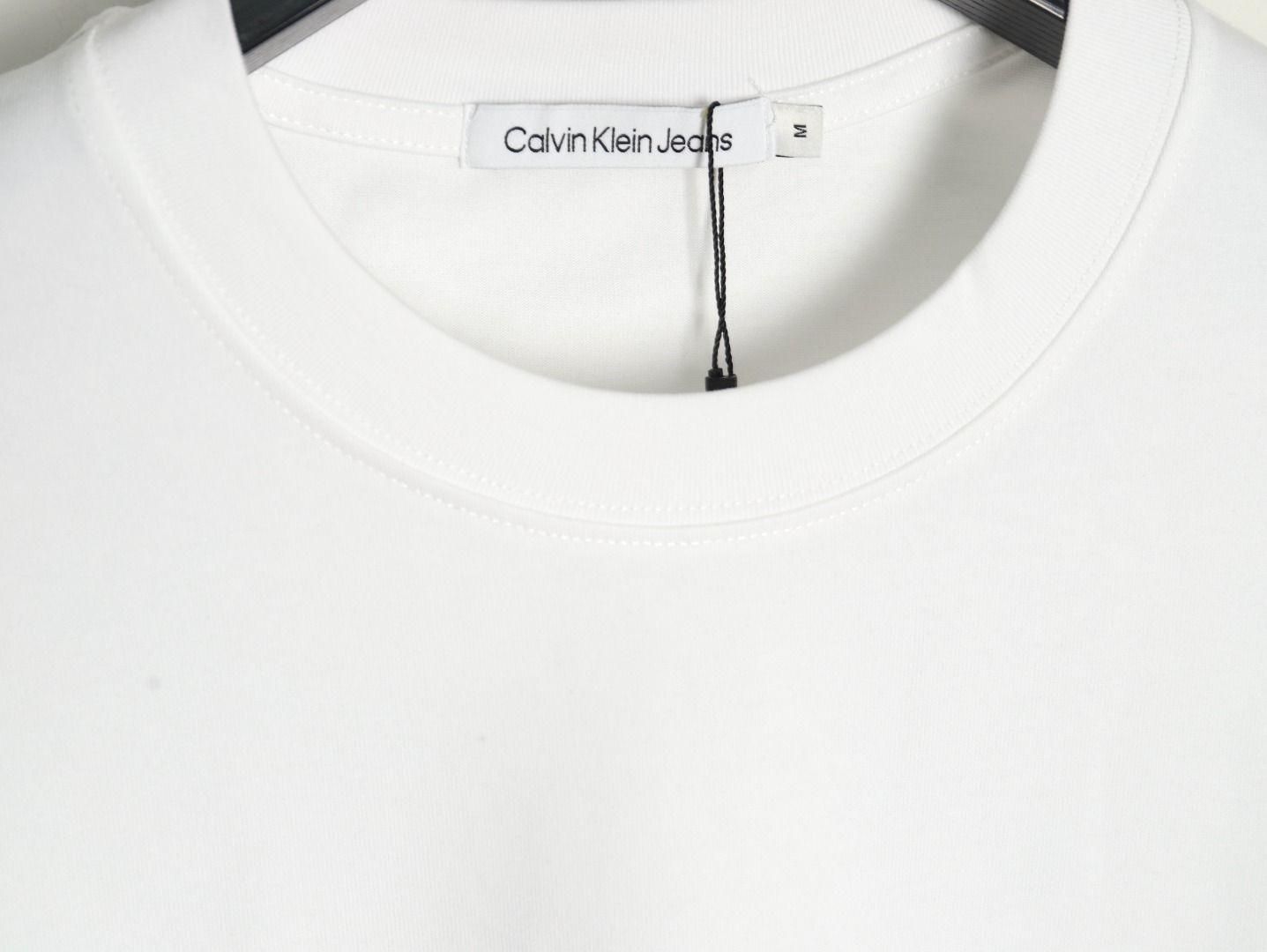 Calvin Klein logo silicone print short sleeves