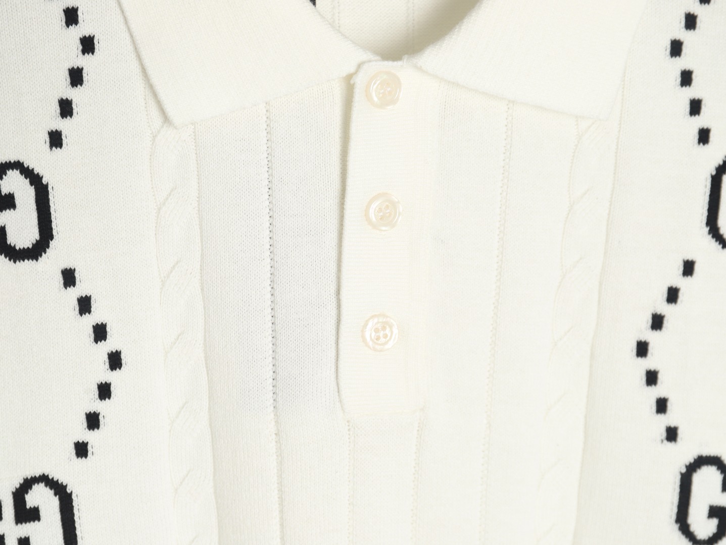 G*u*i double g jacquard cable-knit polo short sleeves