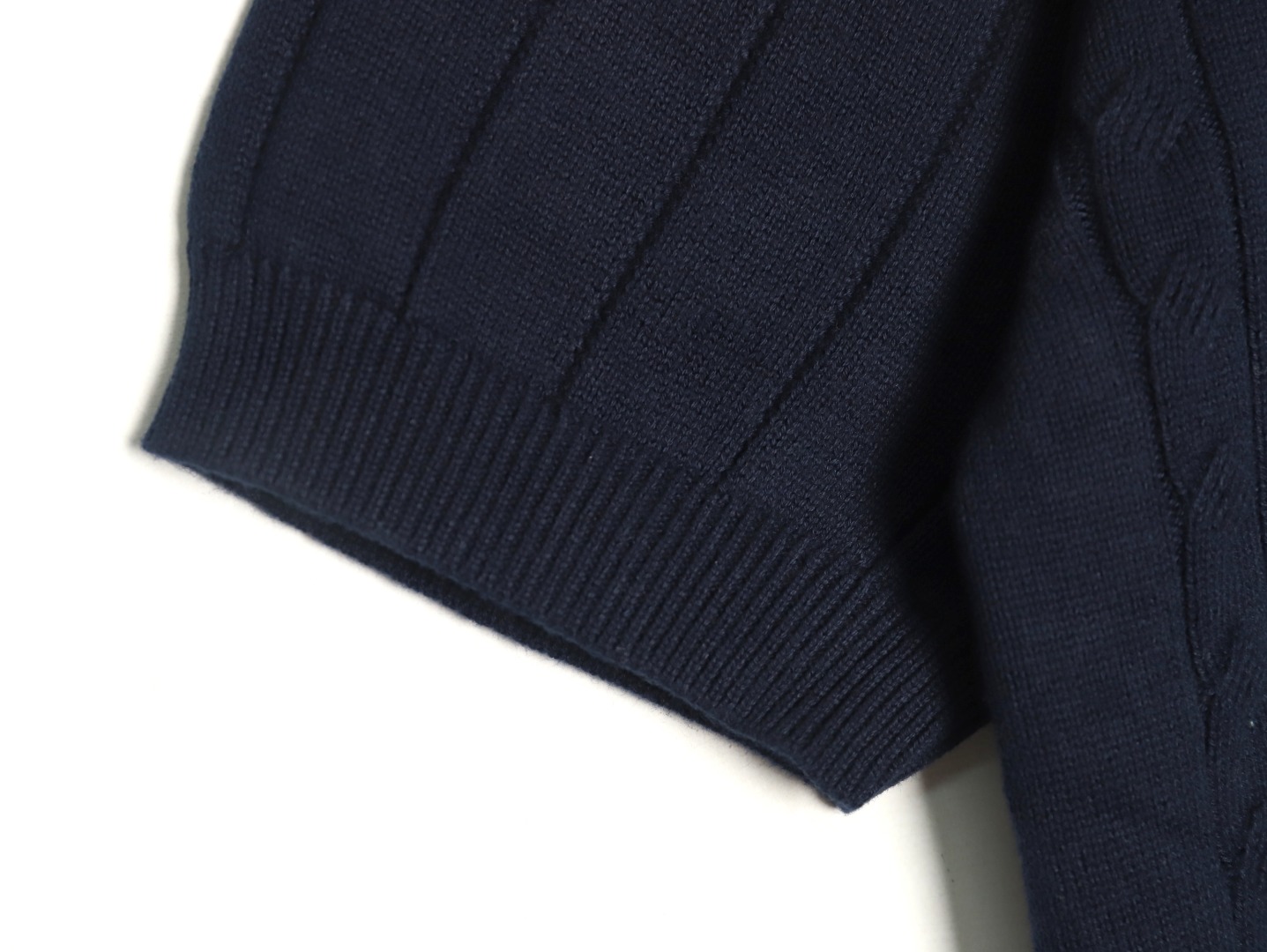 G*u*i double g jacquard cable-knit polo short sleeves tsk1