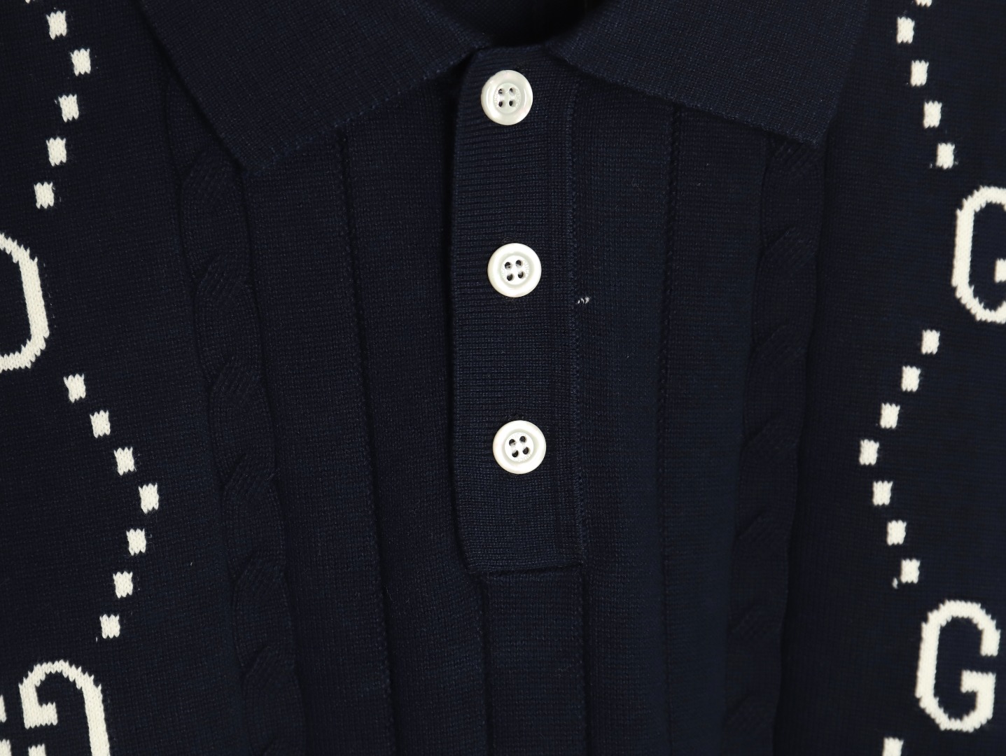 G*u*i double g jacquard cable-knit polo short sleeves tsk1