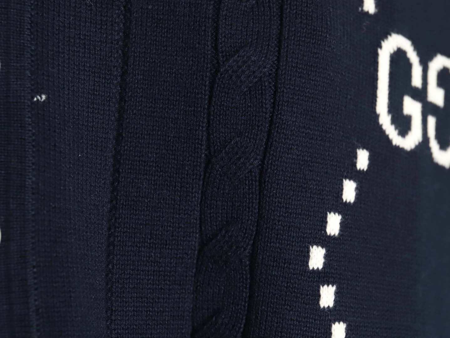 G*u*i double g jacquard cable-knit polo short sleeves tsk1