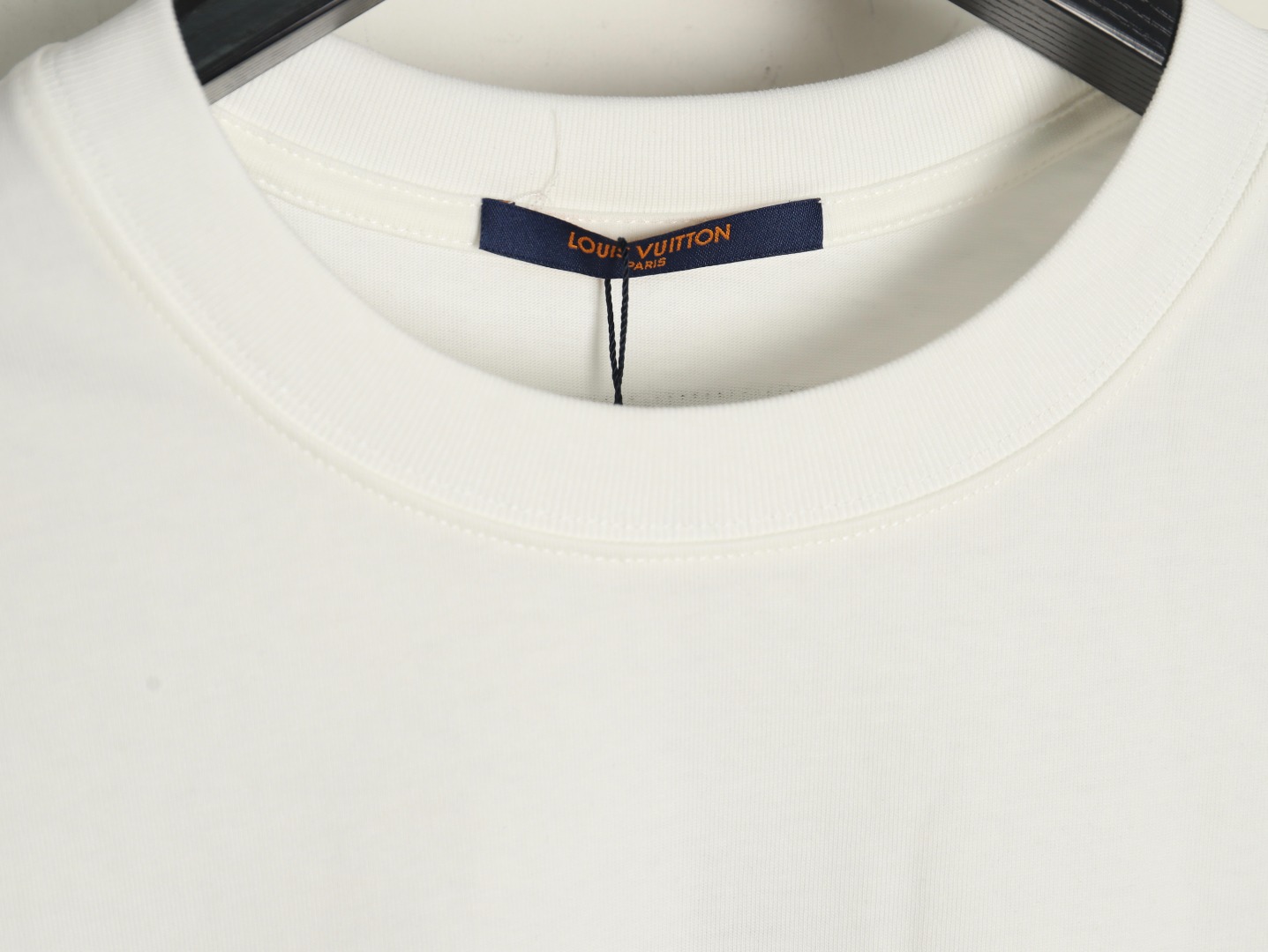 l0*is V*t0n back checkerboard short sleeve t-shirt