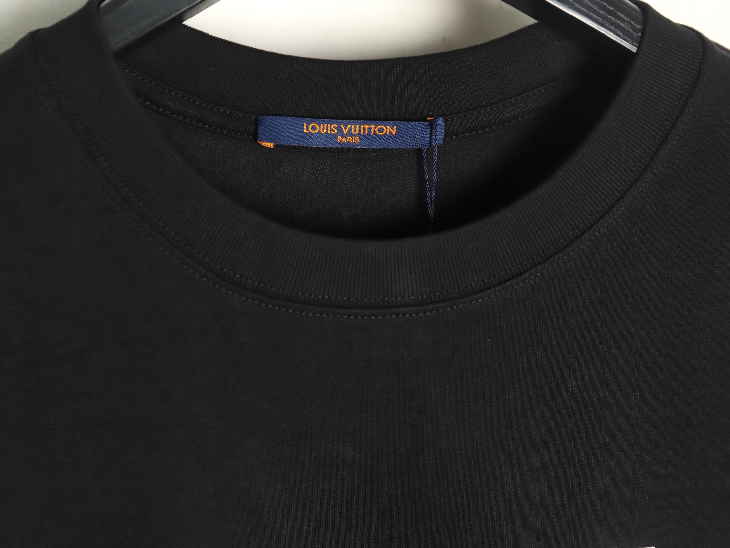 l0*is V*t0n back checkerboard short sleeve t-shirt tsk1