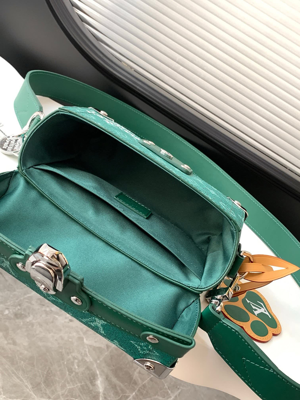 l0*is V*t0n soul trunk bags m12686 19*15*7cm