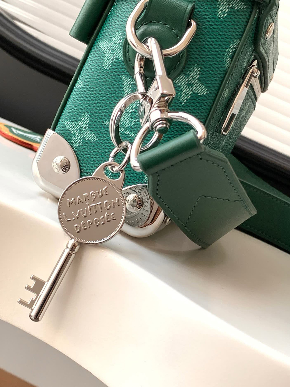 l0*is V*t0n soul trunk bags m12686 19*15*7cm