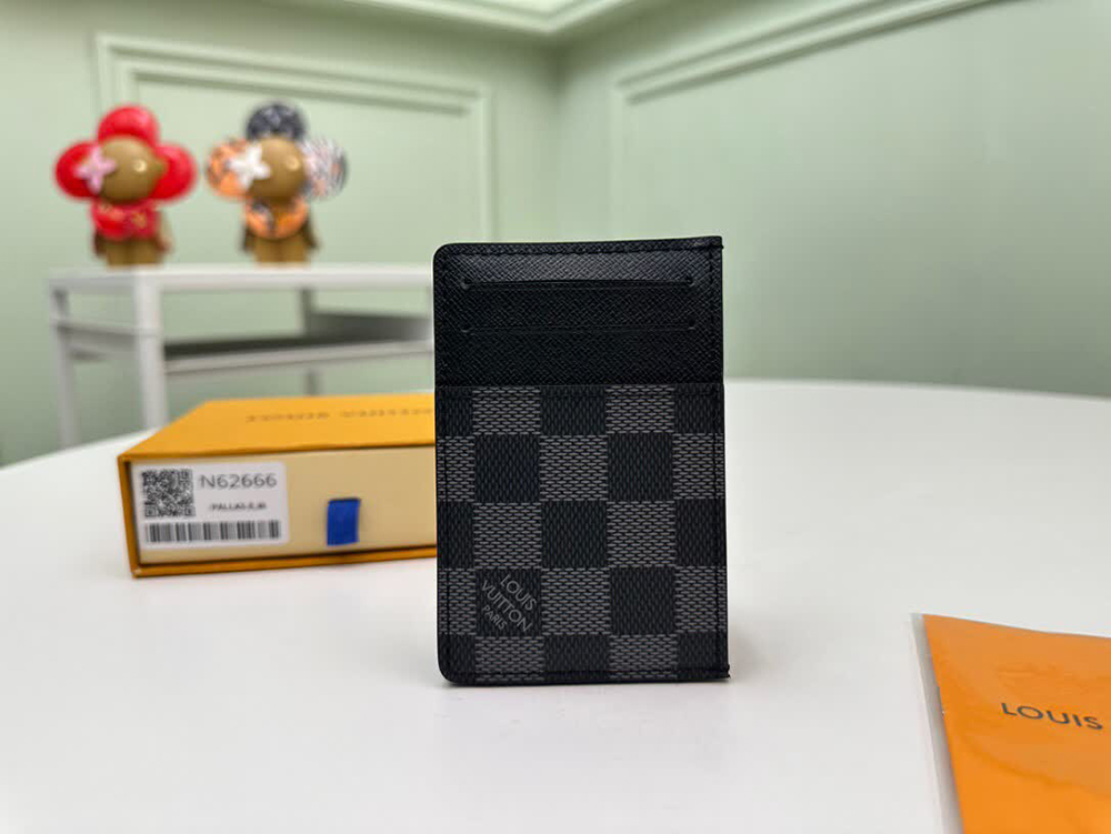 l0*is V*t0n wallets n62666 11*7cm