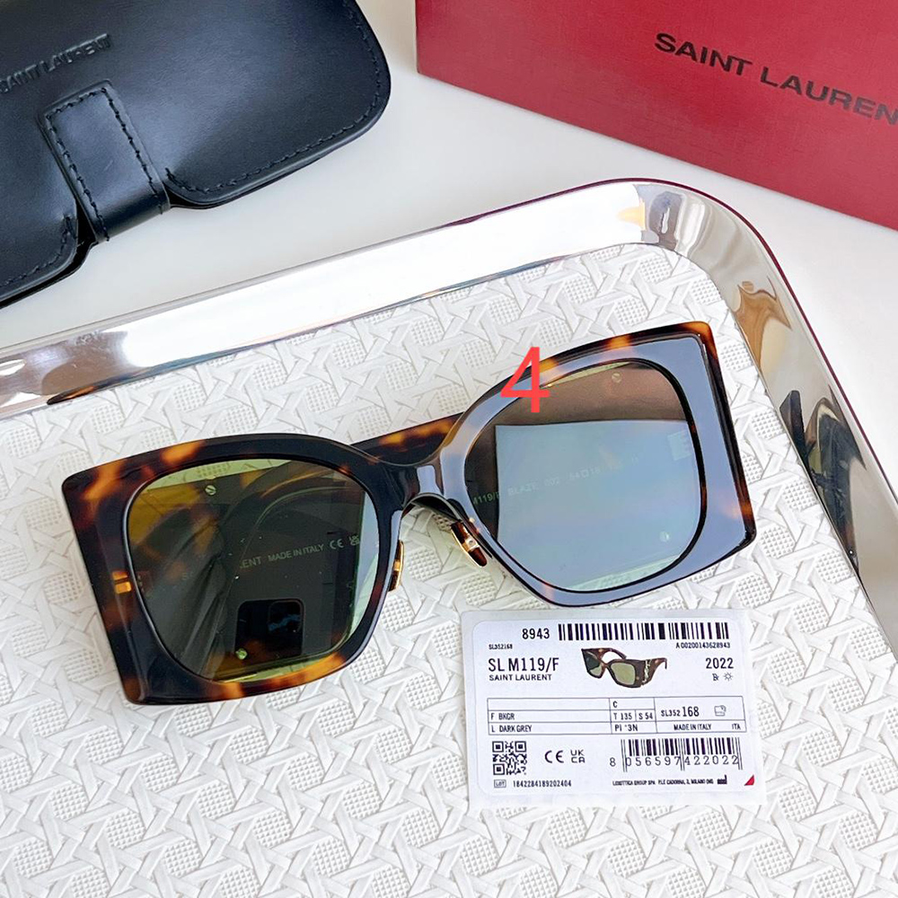 Sa**t Lau*nt oversized sunglasses m119f