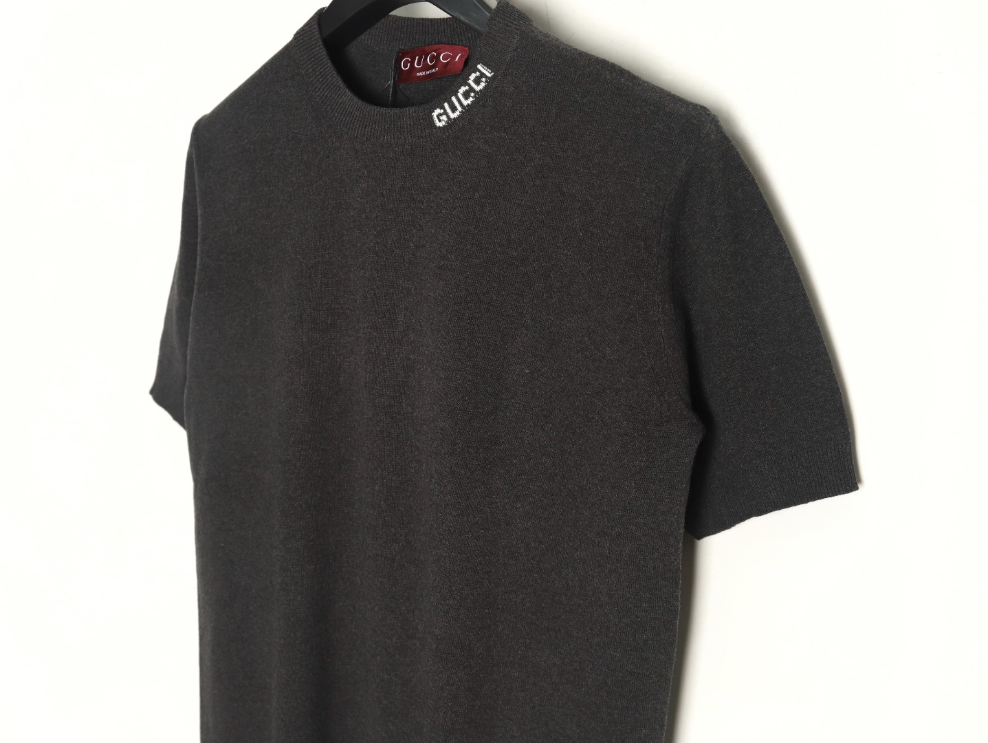 G*u*i collar intarsia knitted short-sleeved t-shirt