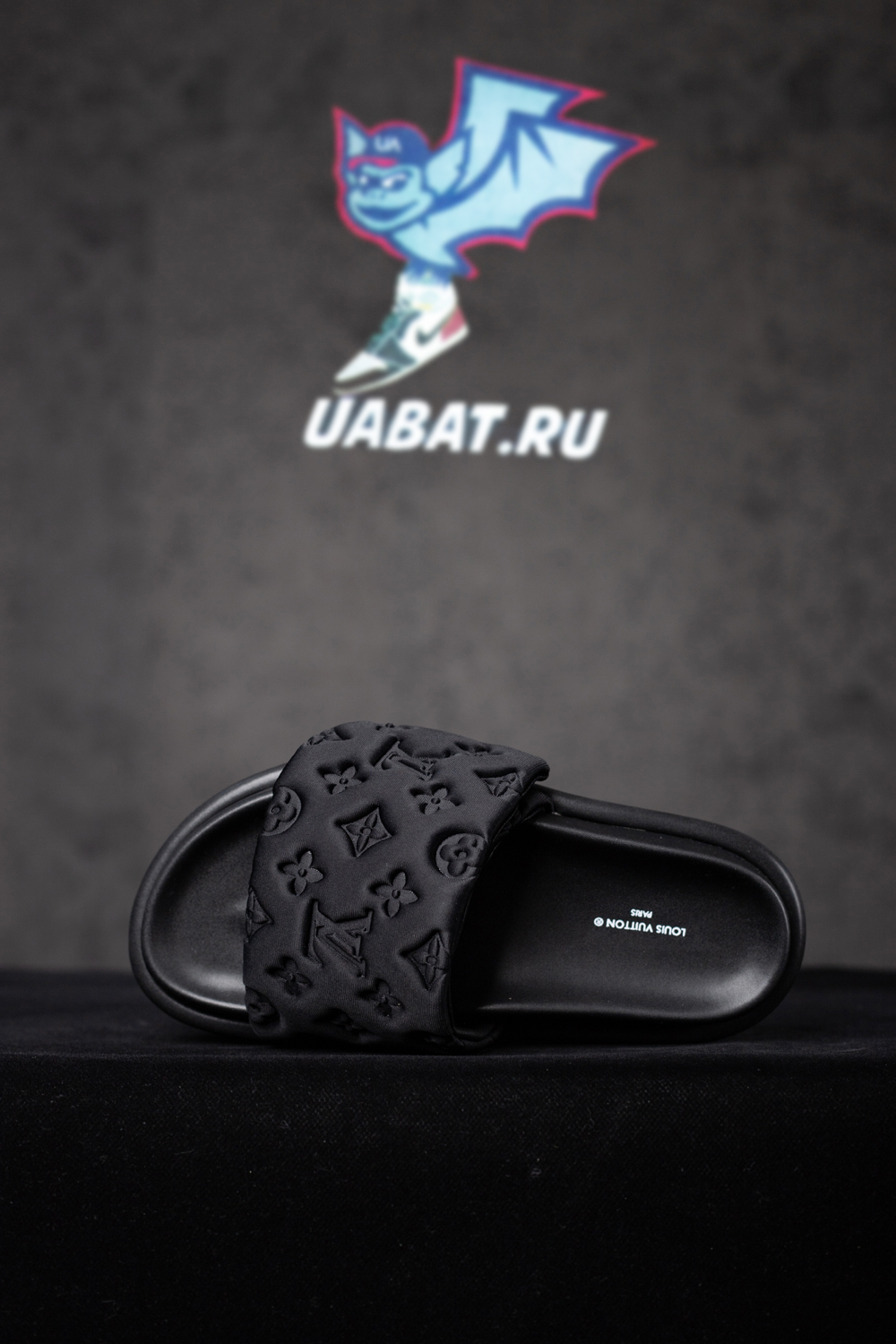 l0*is V*t0n pool pillow flat comfort mule