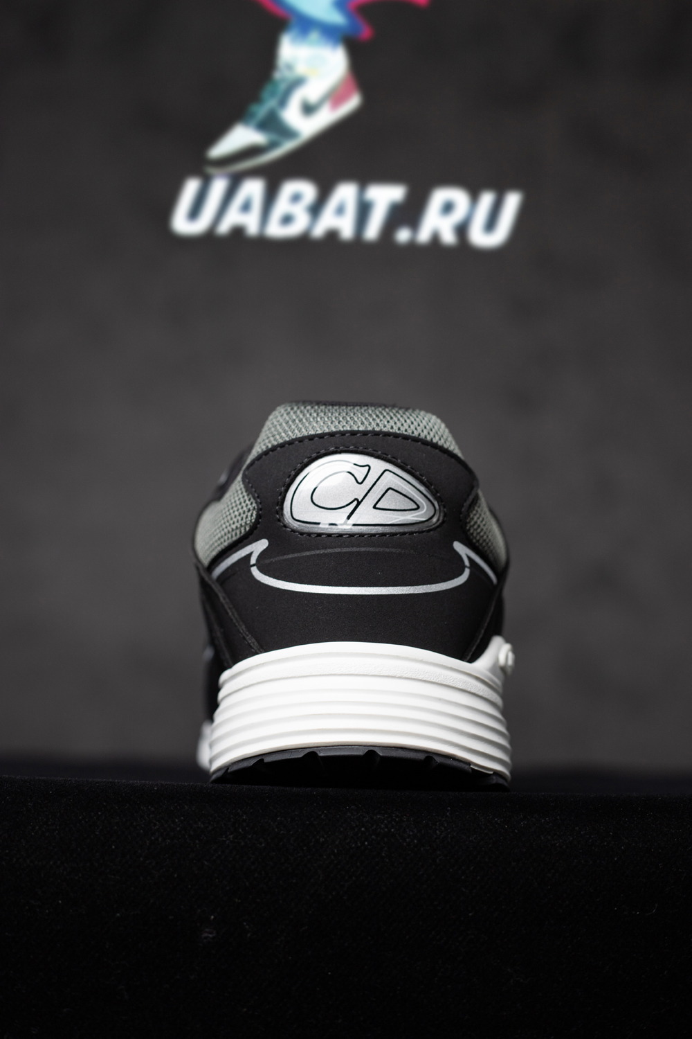 D*or b30 deep green black