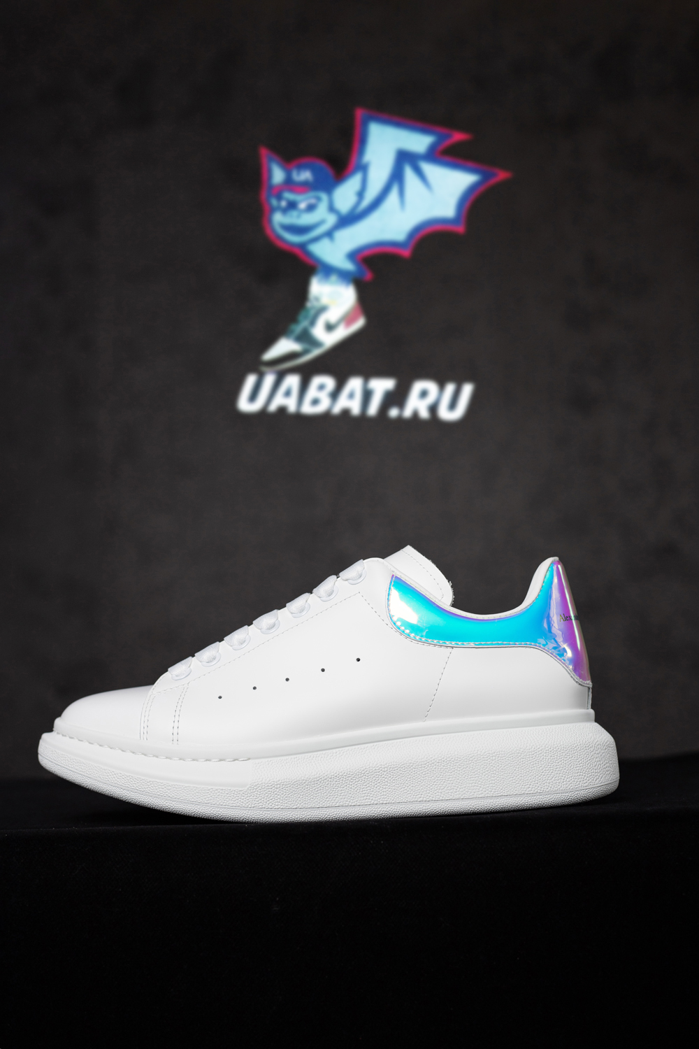 alexander M*Q*en oversized sneaker 