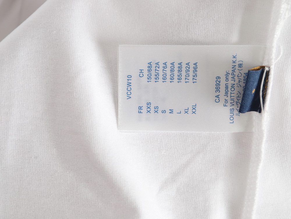 l0*is v*t0n laminating lettering hot Di*m*nd short sleeves