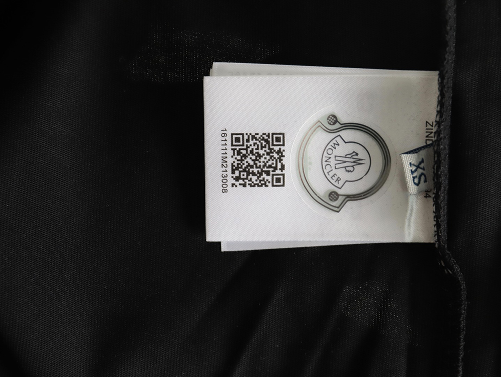 Moncler embroidered logo short sleeve TSK1