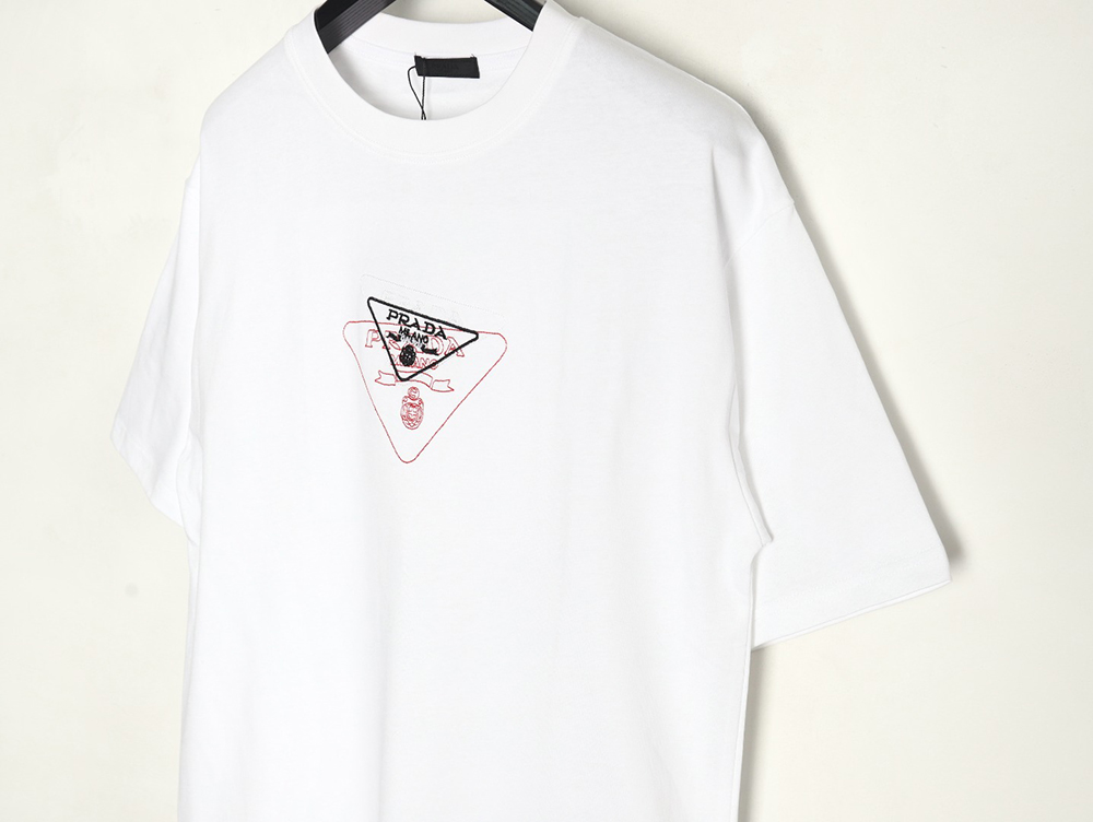 Pra*a overlapping embroidered triangle logo short sleeve