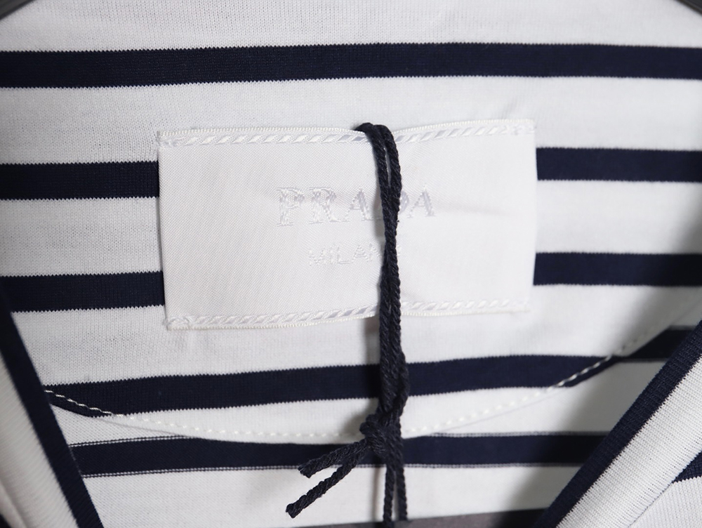 Pra*a striped pocket short sleeve t-shirt